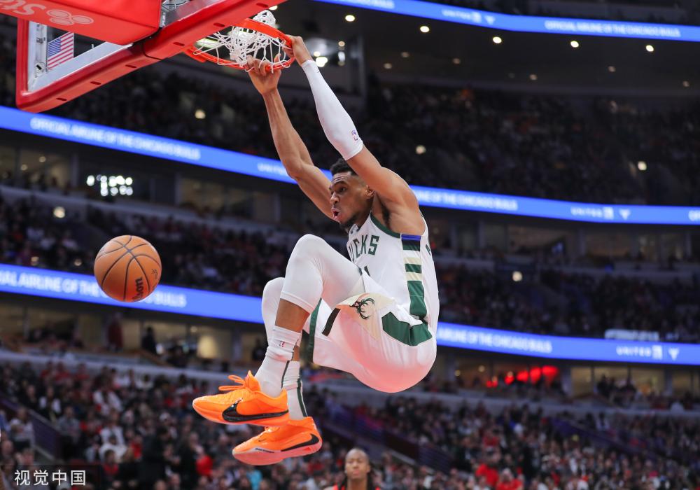 患年龄正在 患年龄正在