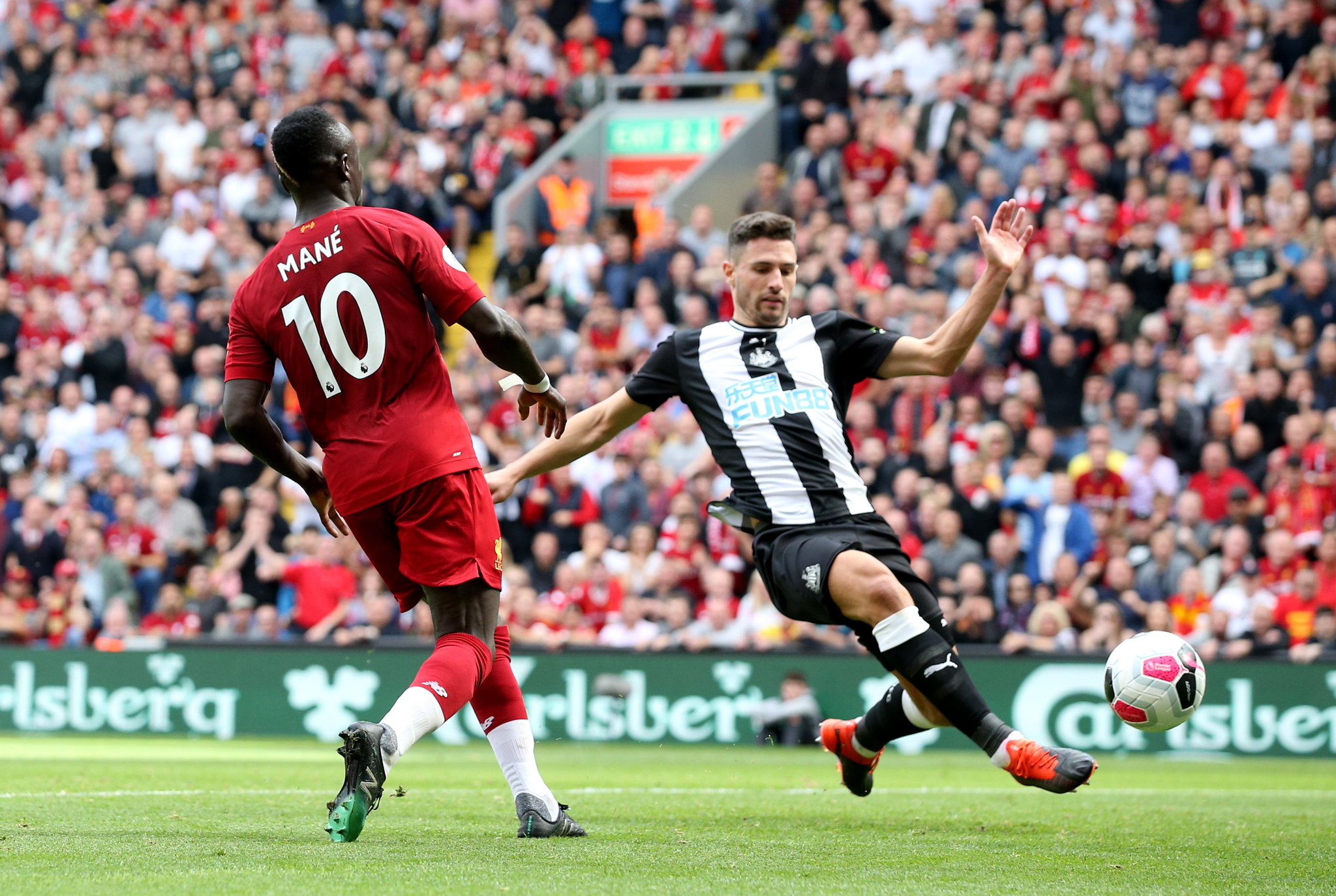 守球员疲于 守球员疲于